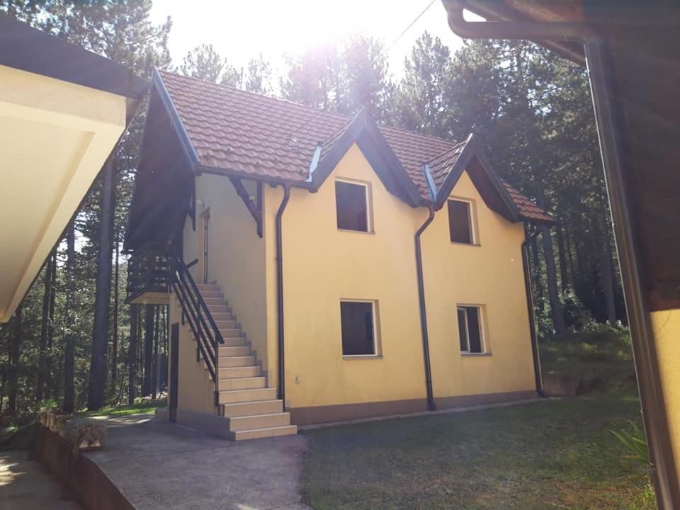 Apartment Mk Kaludjerske Bare Exterior photo
